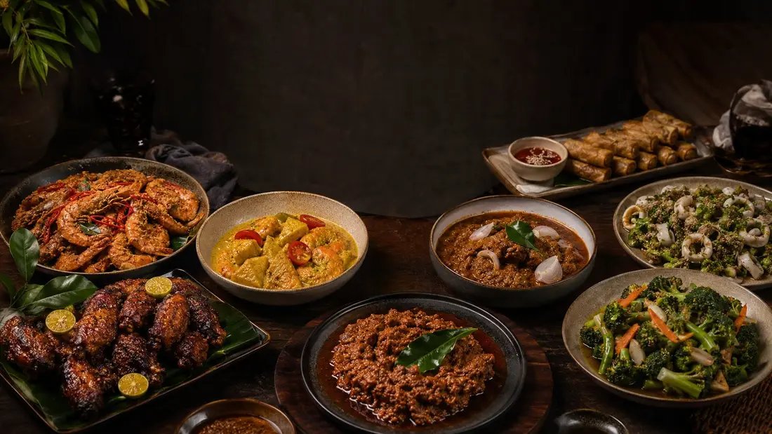 Mini buffet catering spread for thirty-five guests in Singapore